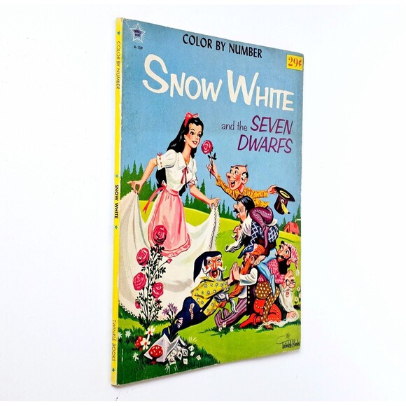 Snow White & The Seven Dwarfs 1962 Coloring Book USA 29 Cent Complete *READ*EUC - Picture 3 of 10